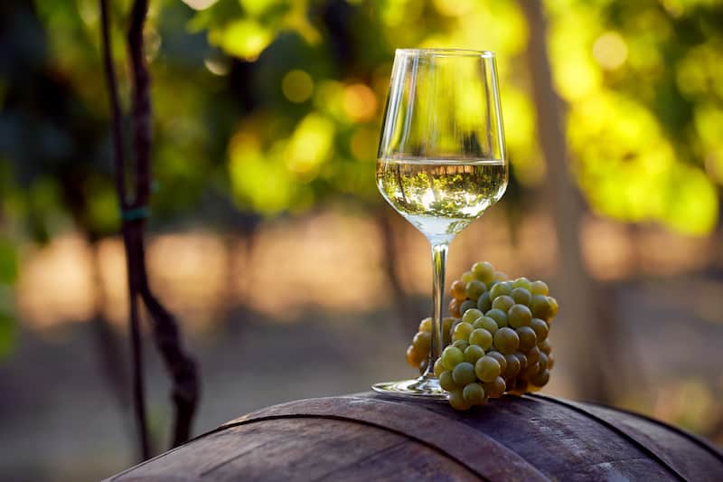 Is Chardonnay Sweet or Dry? Wine Sweetness Explained - Wine Travelista