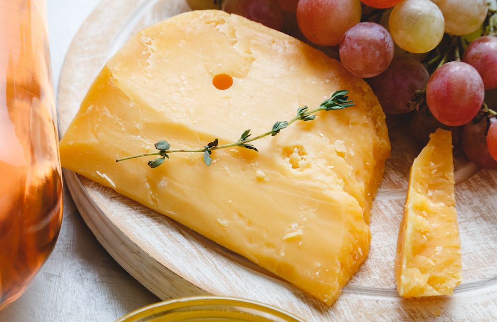 Well-oaked Chardonnay and tangy Vermont cheddar is a winning pair.